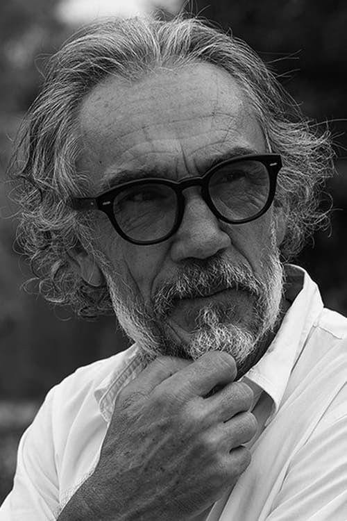 José Manuel Lorenzo as Basilio