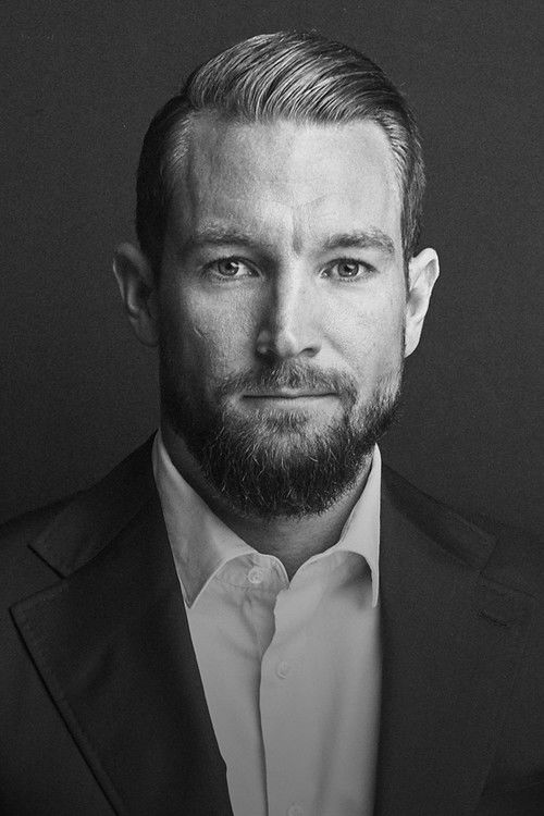 Linus Thörnblad as Self - Höjdhoppare