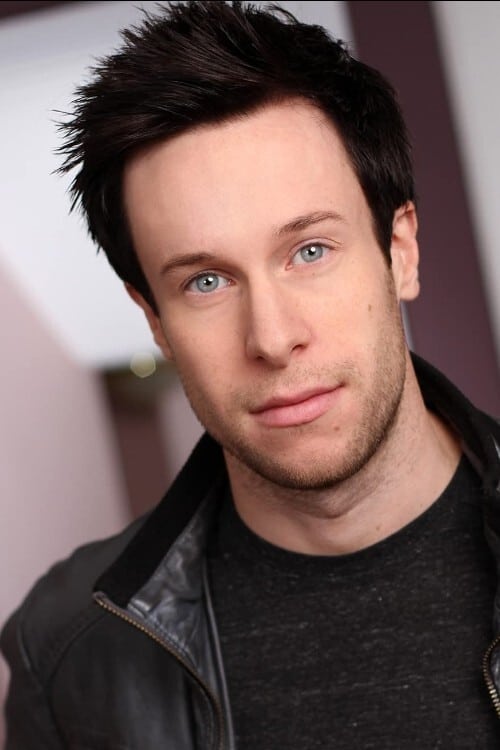 Jake Raymond as Nate Wells