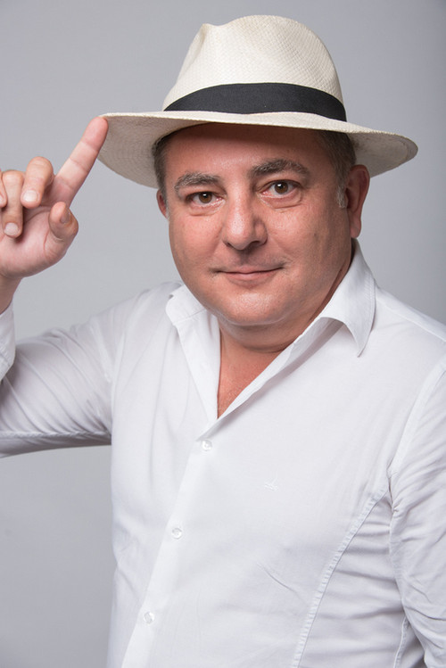 Robert Makłowicz as 