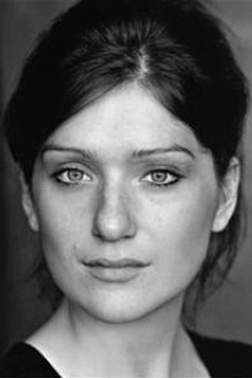 Lola Frears as Poppy Hardiment