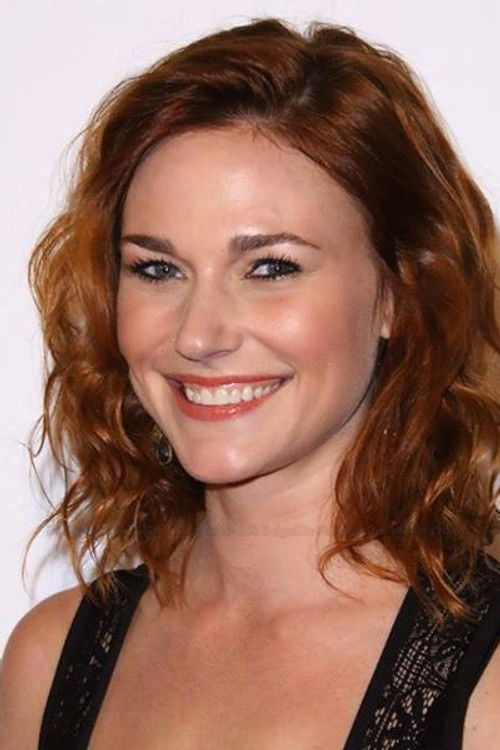 Erin Breen as Doreen