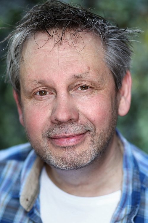 Bill Blackwood as Male Storyteller