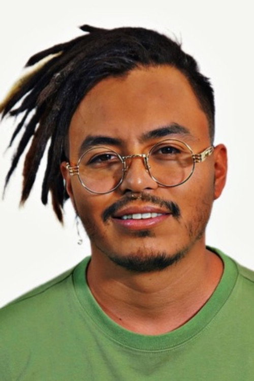 Lalo Elizarrarás as Self