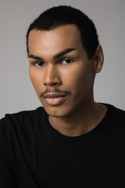 Sebastian Freiberg as Fashion Vlogger