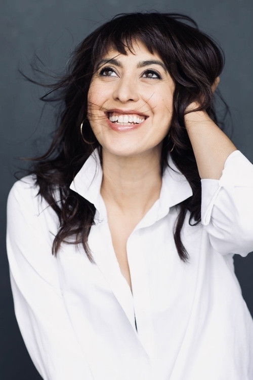 Anna Lamadrid as Len