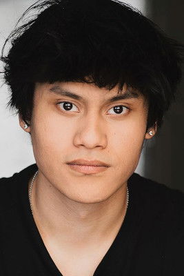 Milton Torres Lara as Cedric