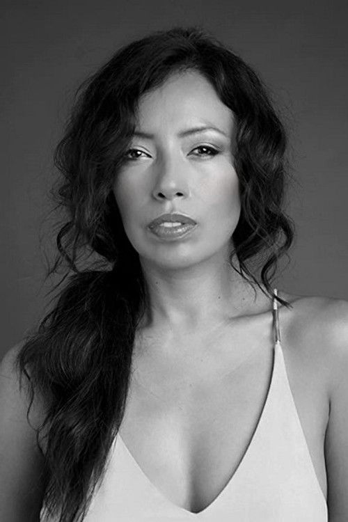 Karina Moscol as Gertrudis