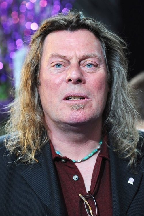 David Spinx as Kelly