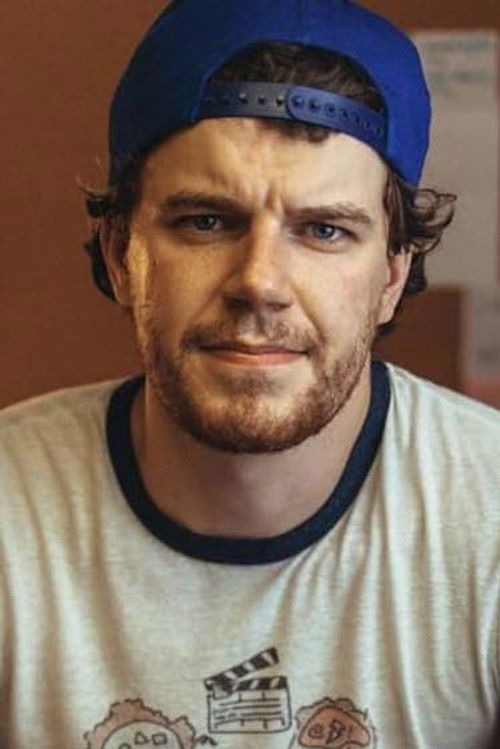 Jake Lewis as Kenney MacLeish