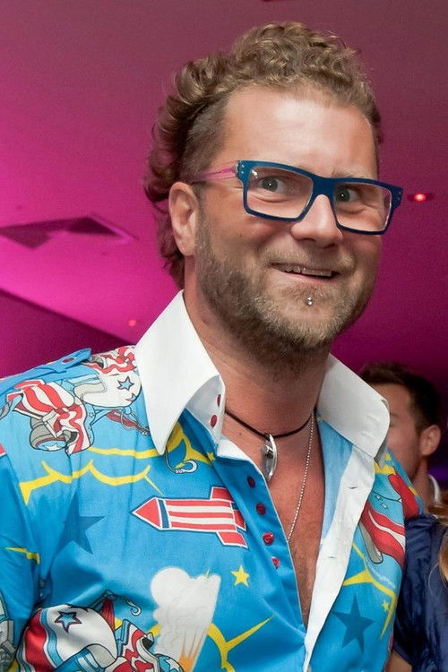 Herczeg Zoltán as Zoli