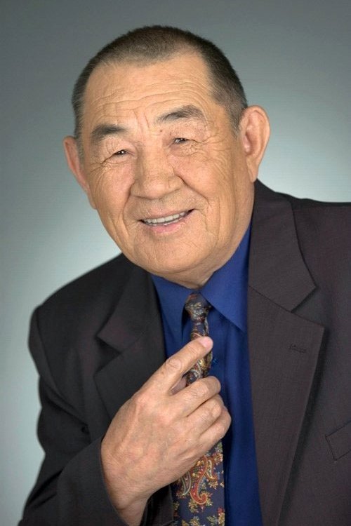 Nurzhuman Ihtymbaev as Akim