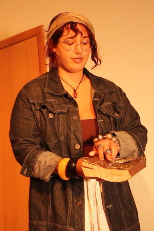 Mariana Torres as Mariana