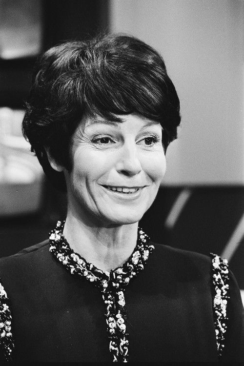 Mies Bouwman as Self - Host