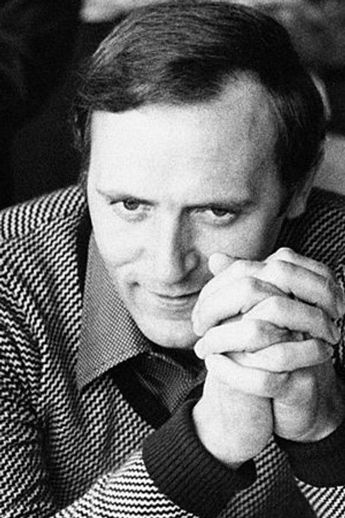 Mario Piave as Matteo