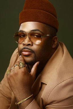 Kameron Saunders as Self - Dancer