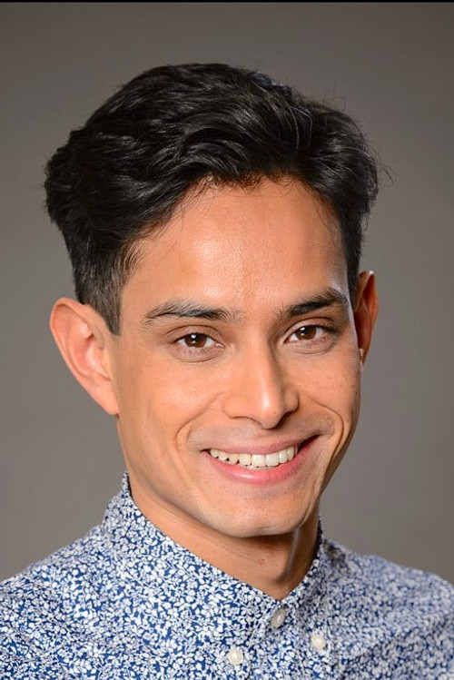 Roben Mitchell as Flip