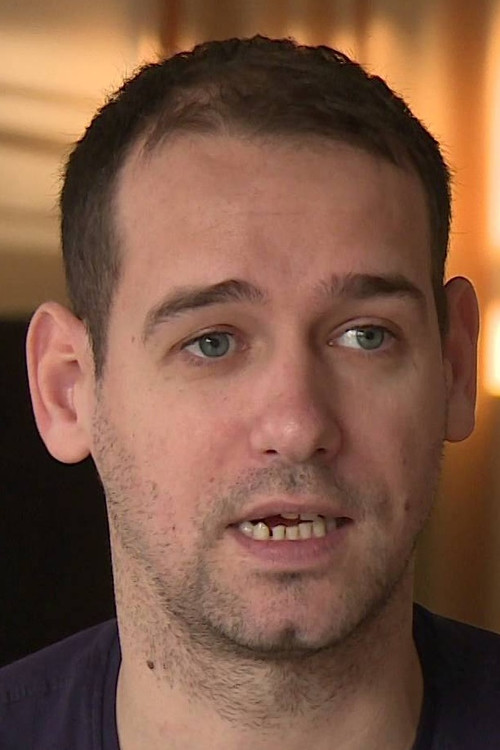 Milán Schruff as Árpád