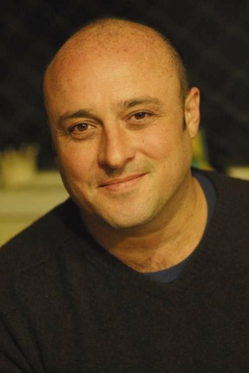 Renaud Jadin as Tom Lancaster