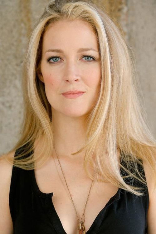 Mary-Bonner Baker as Kiki