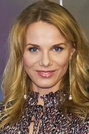 Kanya Natasja Rørbech as Kategorina