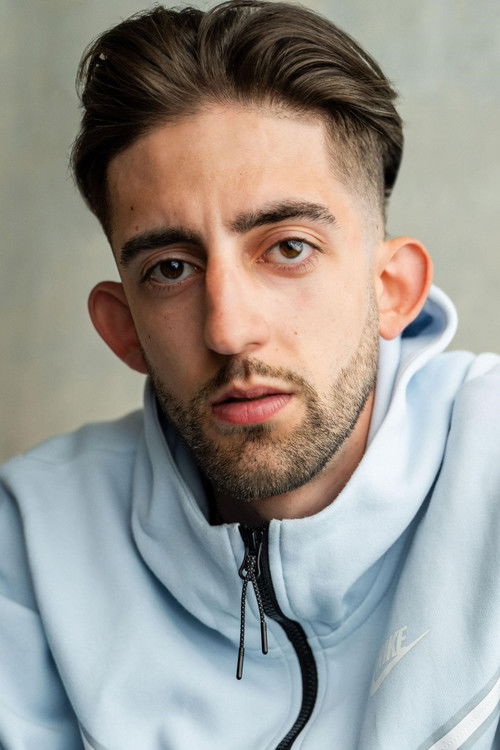 Hélder Fernandes as Emir