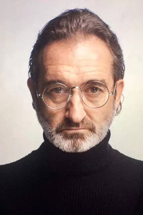 Xi Litu as 诺瓦公司亚太区代表