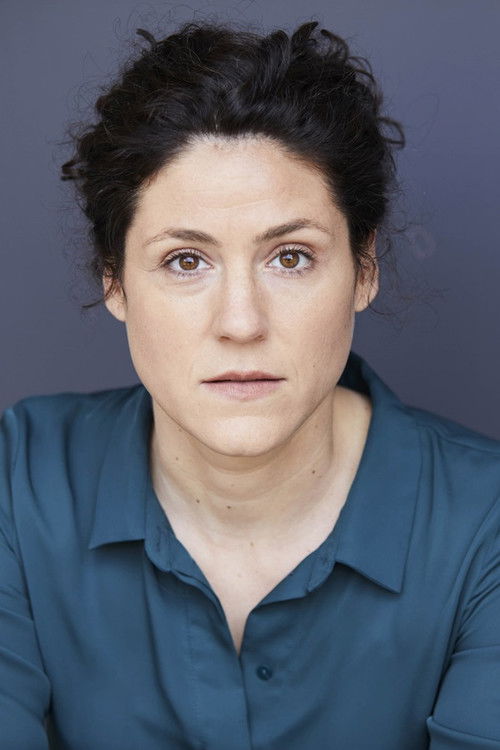 Katharina Hackhausen as Merle Weber