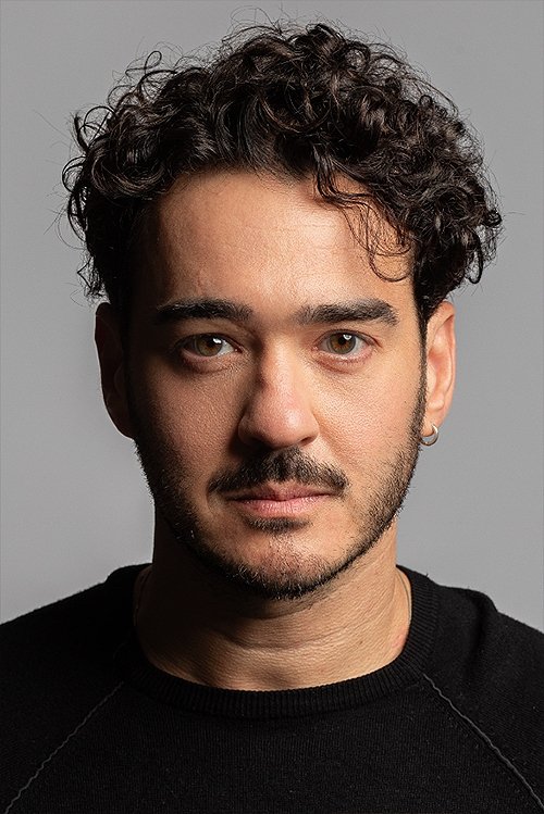 Marcos Veras as Jorge Capitão