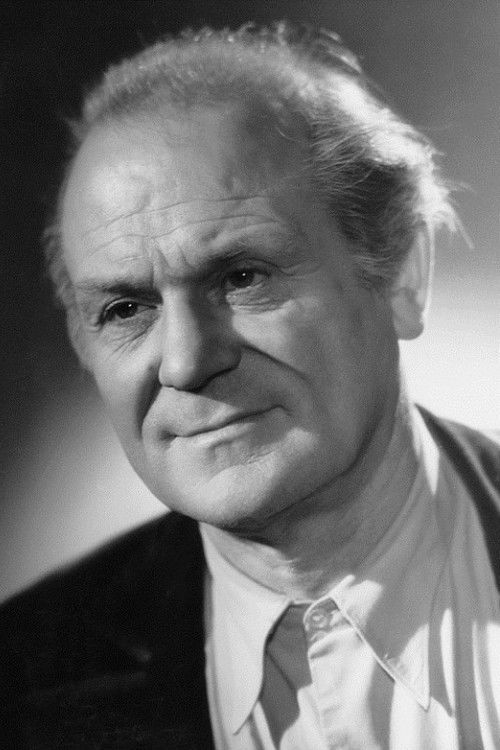 Josef Sieber as Waldhüter Göhrke