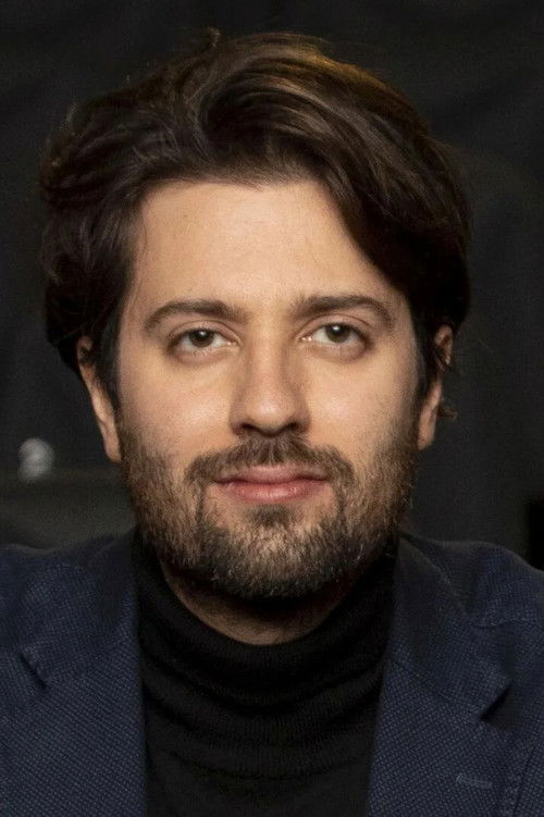 Paolo Strippoli as Pasquale