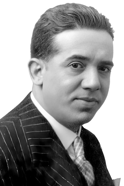 Joaquín Roa as Mirón