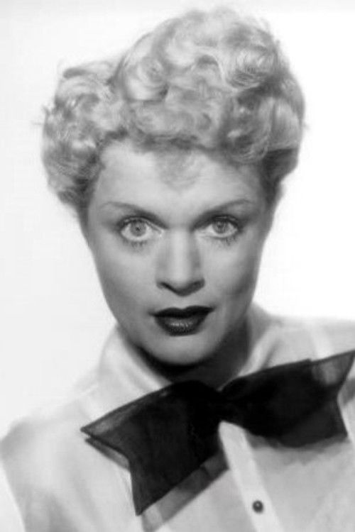 Ethel Reschke as Frau Thomsen