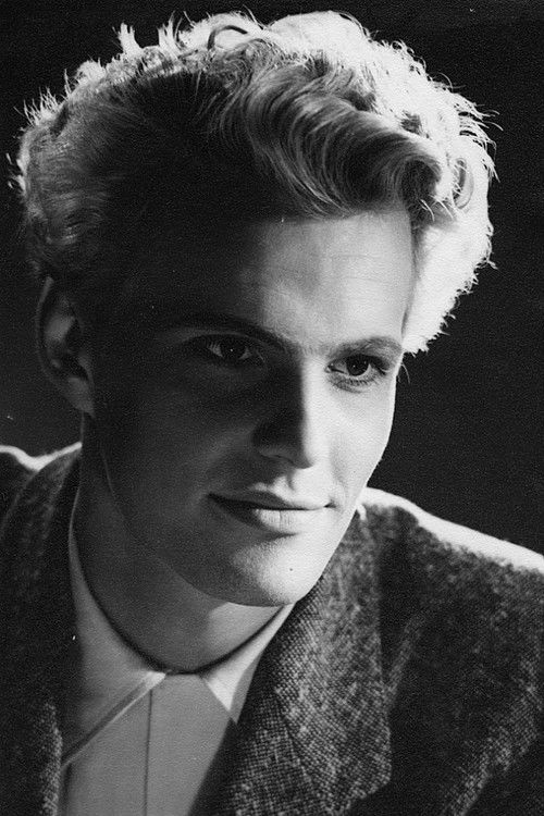 Saulo Haarla as Yrjö