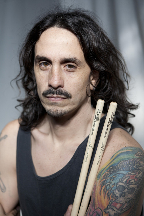 Martín Carrizo as Bateria