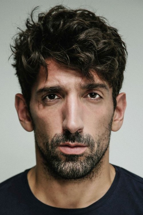 Slavko Sobin as Sleuth 2