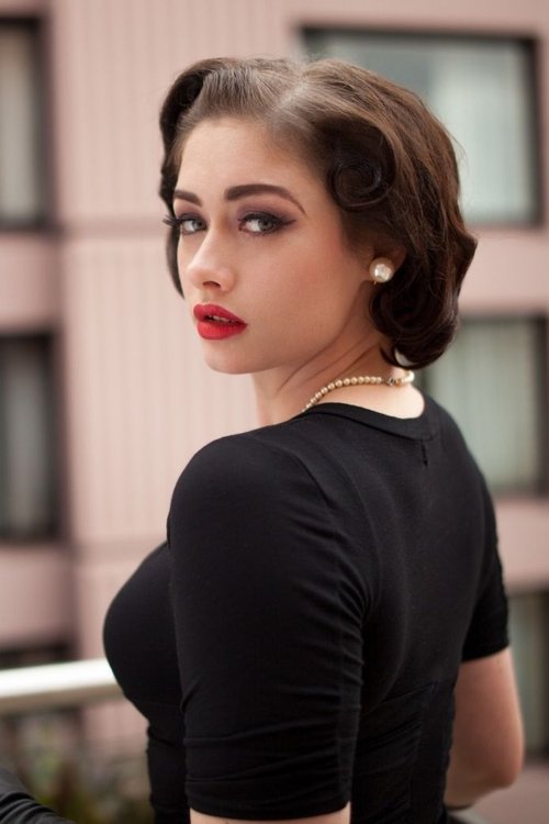 Leda Petit as Valkyrie #1