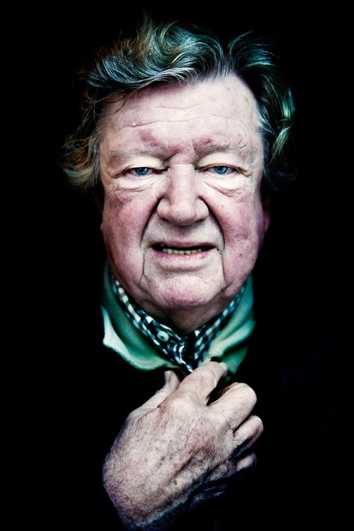 Iwar Wiklander as Per