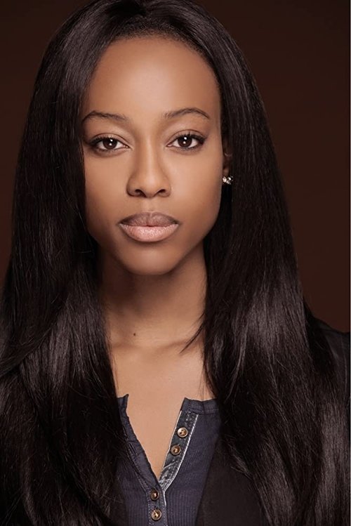 DeShawn White as Simone