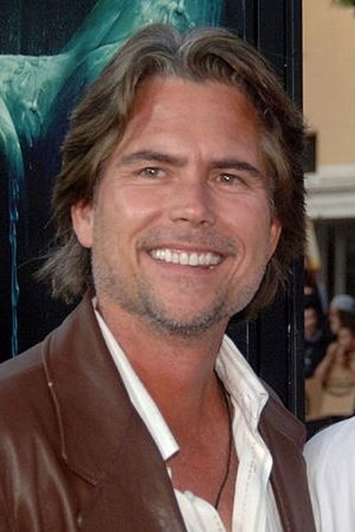 Chad Hayes as Rex Reynolds