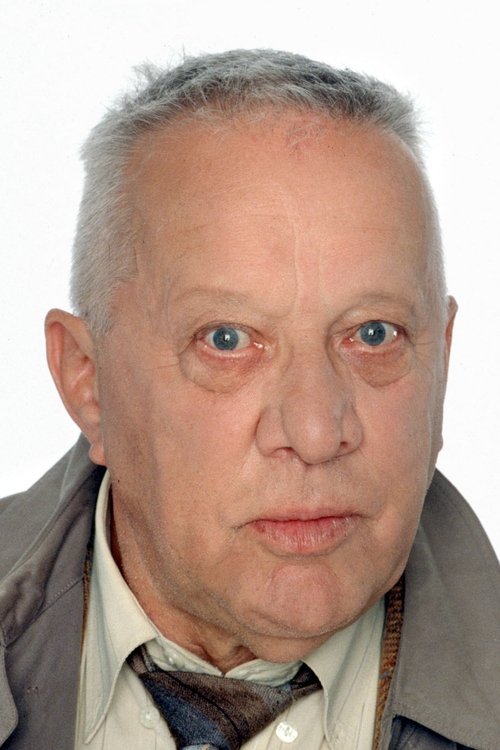 Heinz Baumann as Gerd Wieland