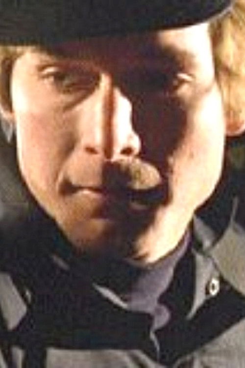 Rod Stouffer as Roy Tucker