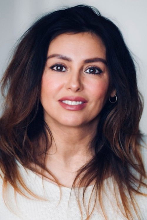 Jihane el Fahidi as Saida