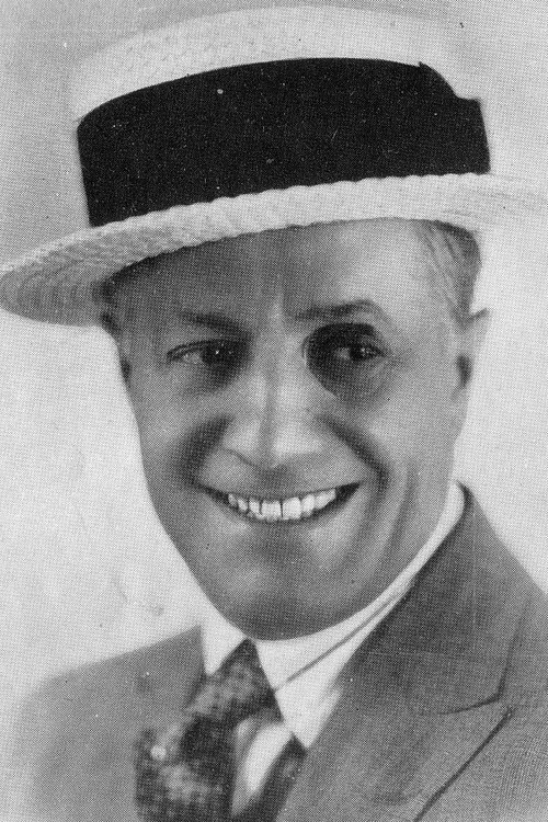 Louis-Jacques Boucot as Le docteur Krauss