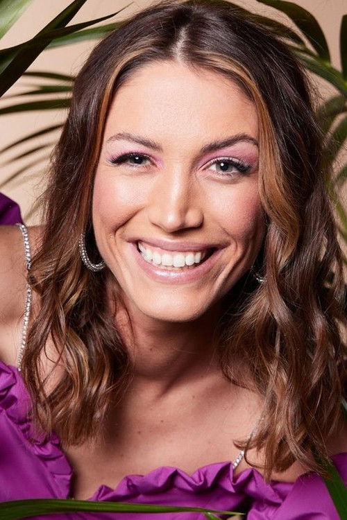 Tessa Bergmeier as Tina