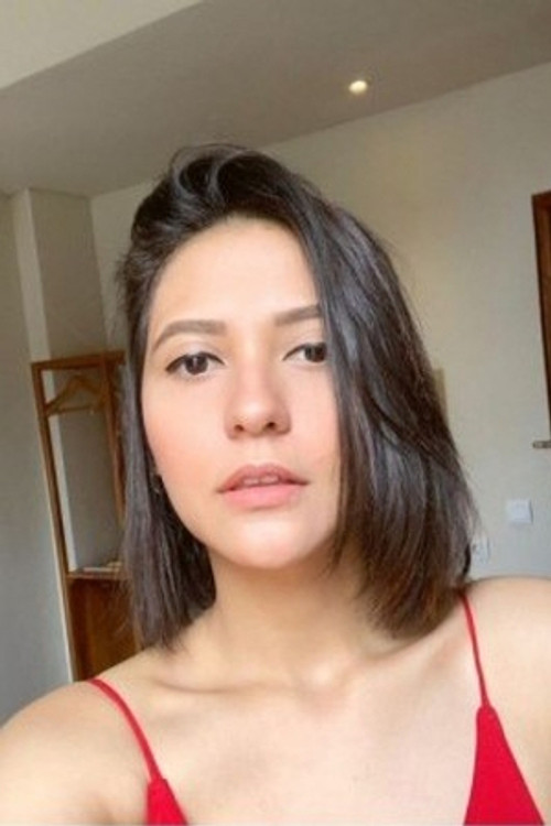 Aliyah Faizah as Tari