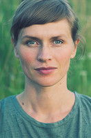 Ewa Wolf as Antoni's Daughter