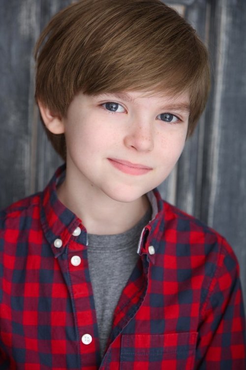 Luke Judy as Ethan