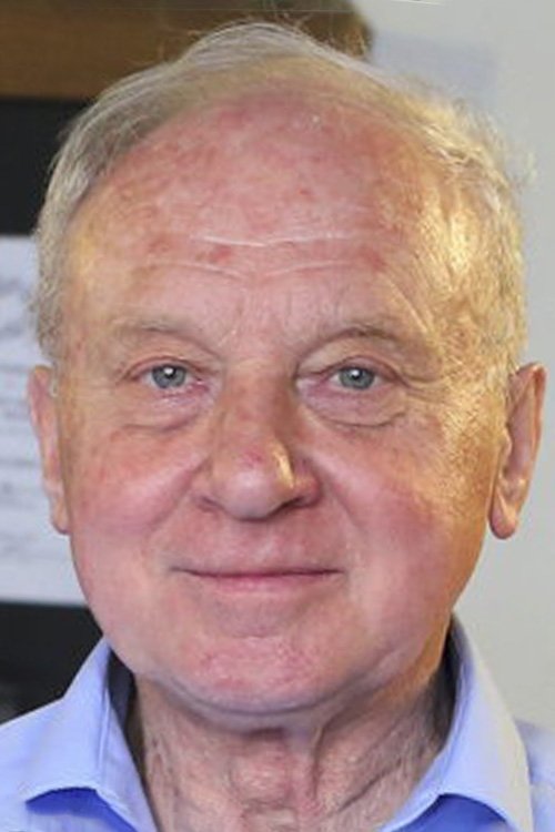 Vladimír Pucholt as Čenda