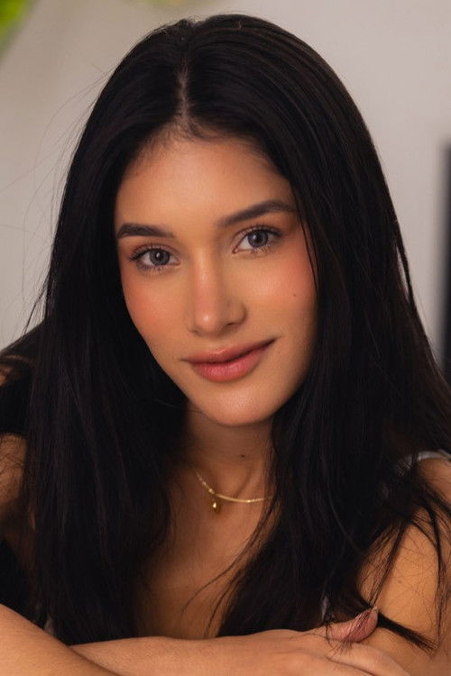 Carolina Guerrero as 